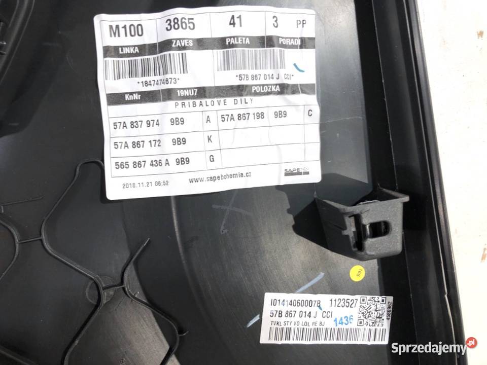 BOCZEK DRZWI PRAWY PRZÓD SKODA KAROQ Hatchback