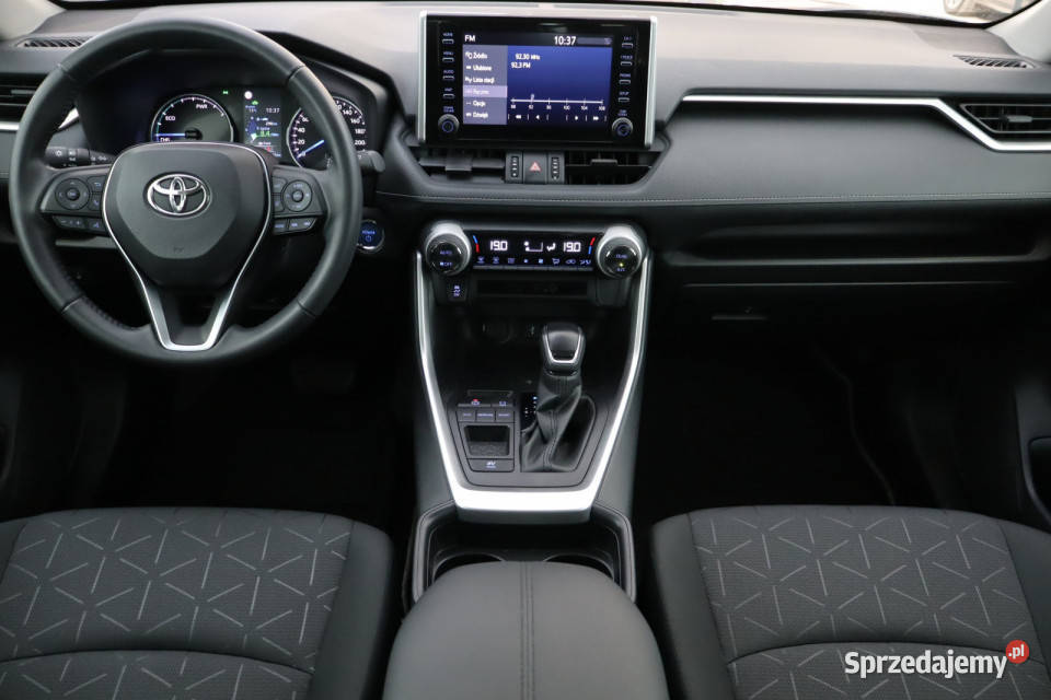 Toyota RAV 4 25 Hybrid klimatyzacja
