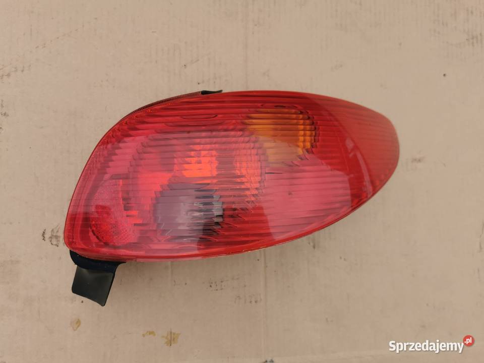 Lampa tył tylnia prawa rh peugeot 206 lift hb