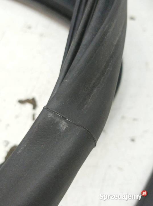 USZCZELKA DRZWI LEWY PRAWY PRZÓD KAROSERYJNA KPL