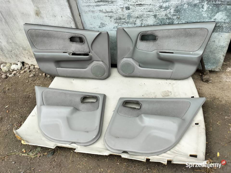 NISSAN PRIMERA P11 P 11 LIFT TAPICERKA BOCZKI Kamień-Kolonia