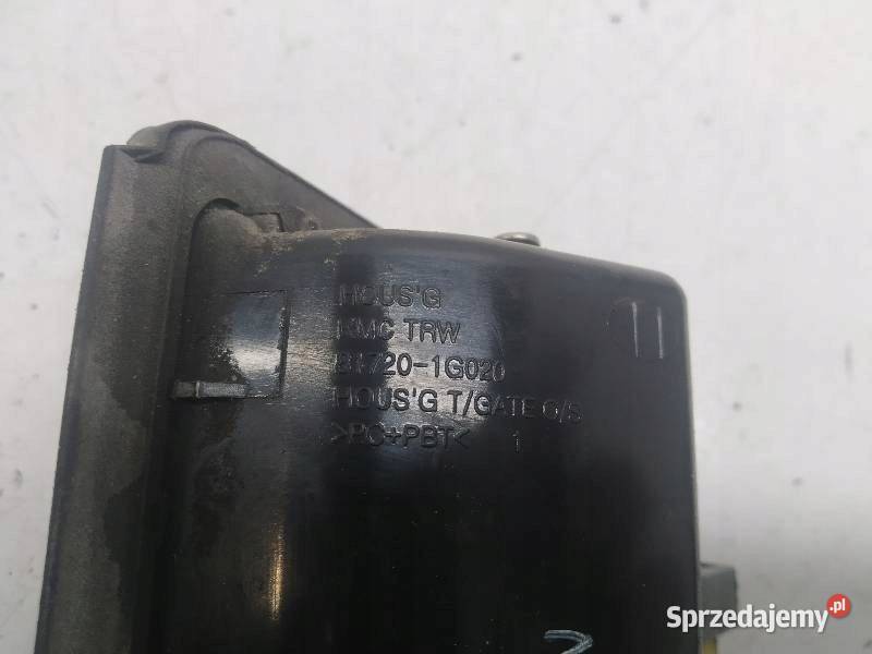 PRZEŁĄCZNIK KLAPY BAGAŻNIKA 817201G020 Kia Rio