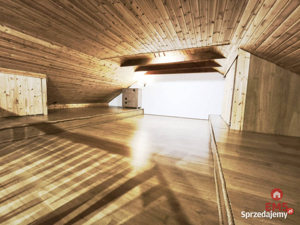 sprzedaży domu wolnostojącego 150m2 Serski Las asfalt