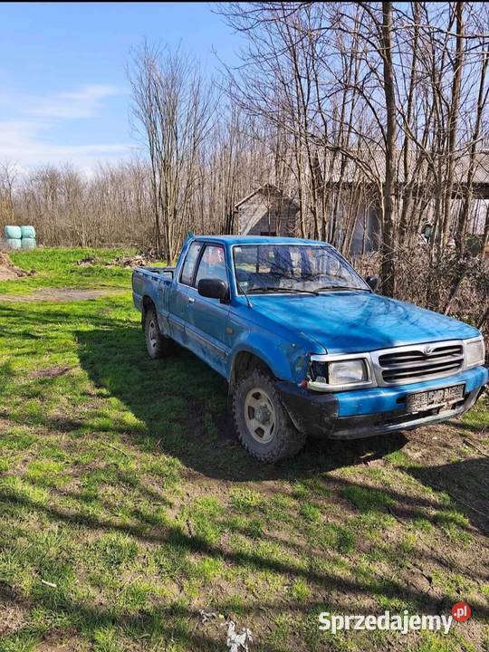 Mazda b2500 pickup Przytyk