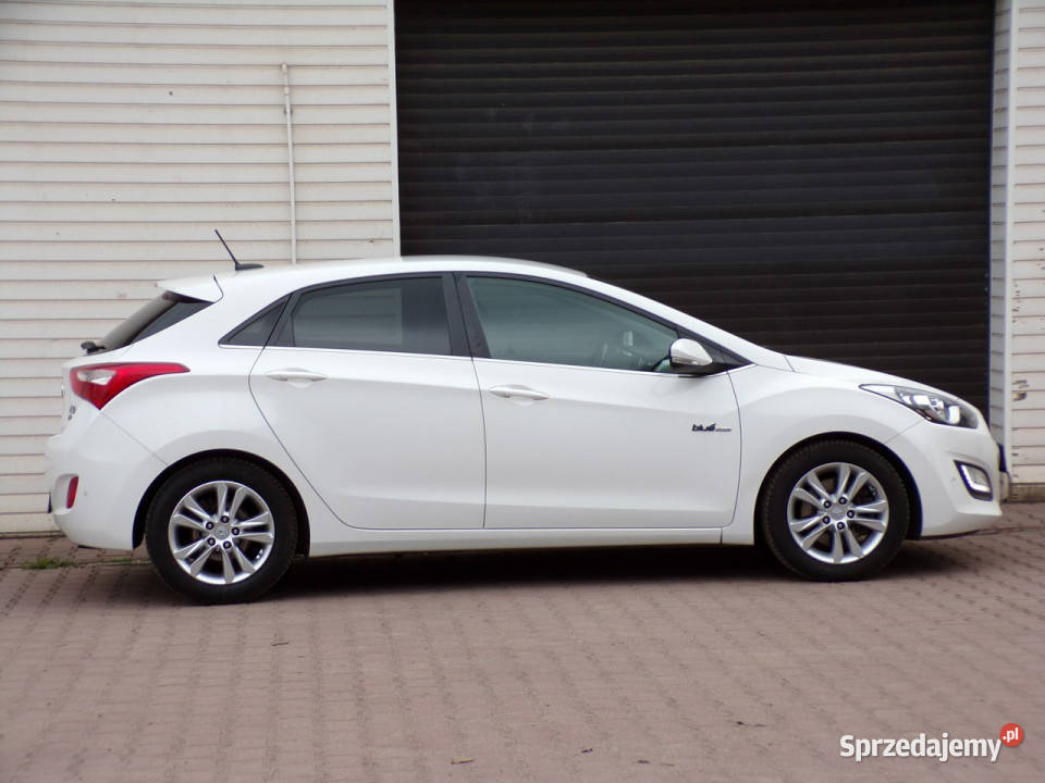 Hyundai i30 Kamera Led NAVI Klimatronic 16 135 179000km i30 Mikołów sprzedam