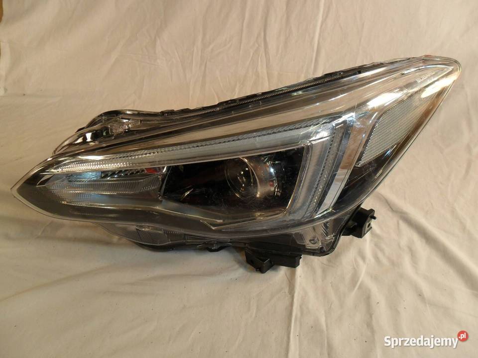 REFLEKTOR PRZÓD STRONA LEWA SUBARU XV Lampy przednie Nowy Tomyśl