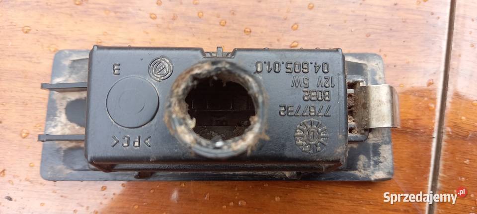 Renault 11 osobowe Lampy tylne Września sprzedam