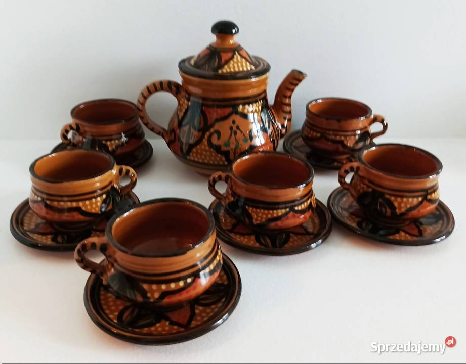 Zestaw ceramiczny PRL Filiżanki i spodki Dzierżoniów sprzedam