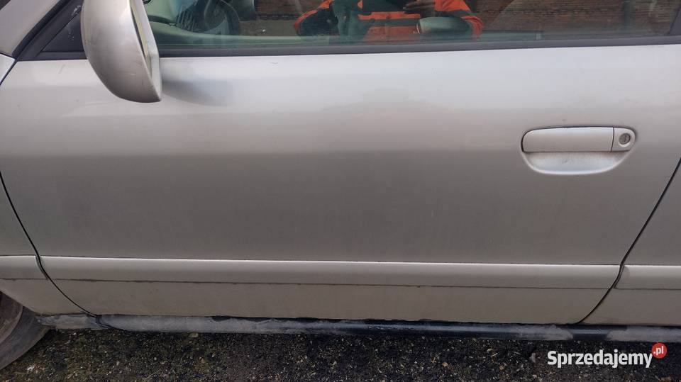 Audi A4 b5 części samochodowe śląskie Woźniki sprzedam