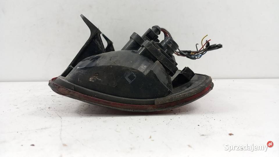 VW CADDY 1T III LIFT LAMPA TYŁ LEWA Części samochodowe Zbierkowo