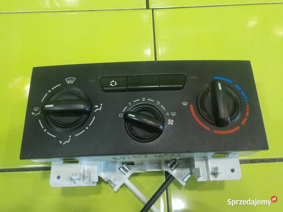 PEUGEOT PARTNER II III LIFT 16 HDI 12r panel Panele sterowania, przełączniki Suków