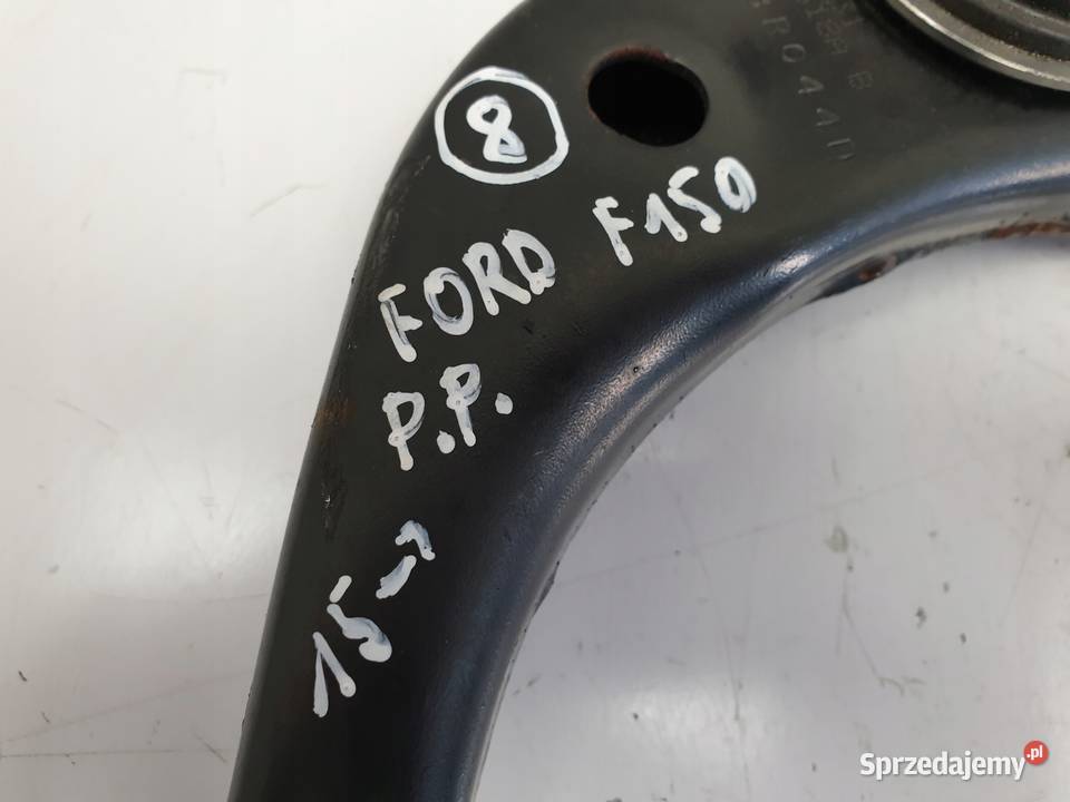 Ford F150 1520r PRZEDNI WAHACZ PRAWY PRZÓD górny
