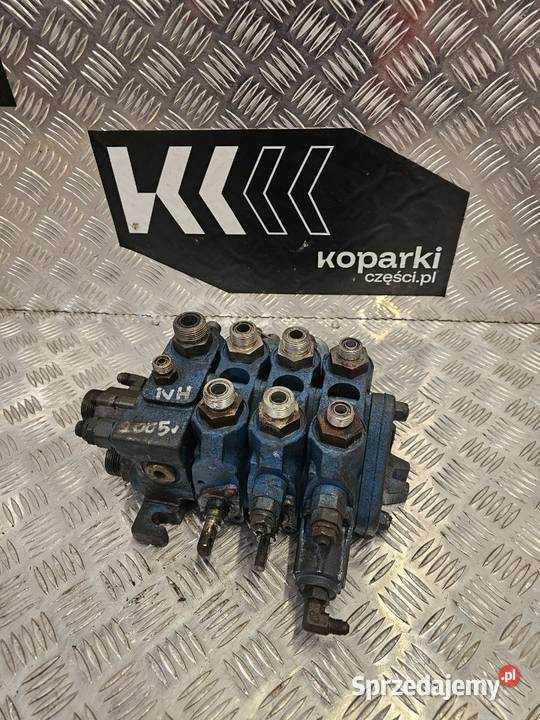 Rozdzielacz hydrauliczny przedni Holland Case Gdynia