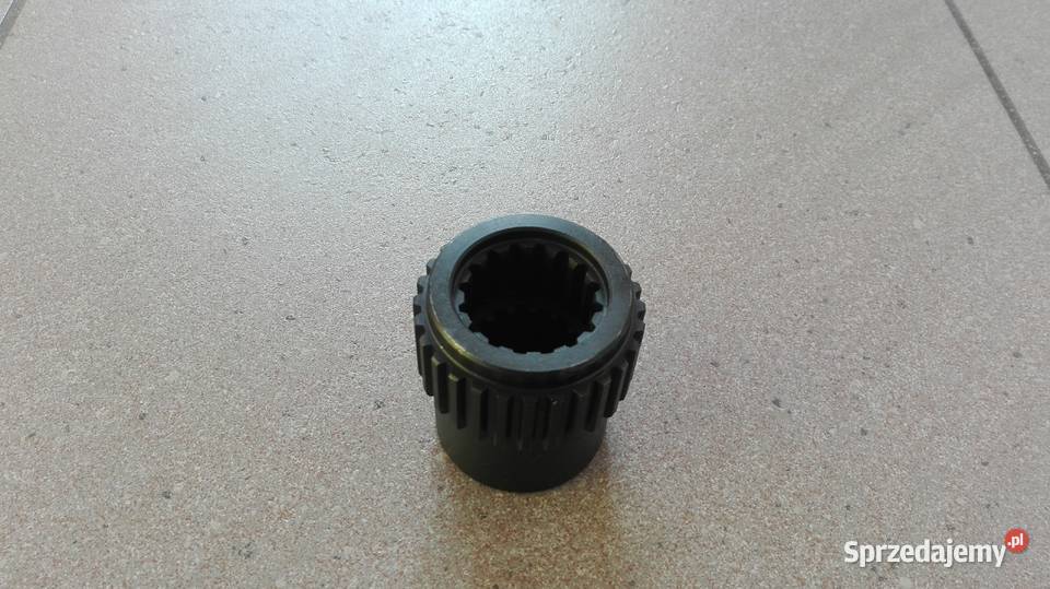 Tuleja łącznik wałka zwolnicy do koparki Czekanów