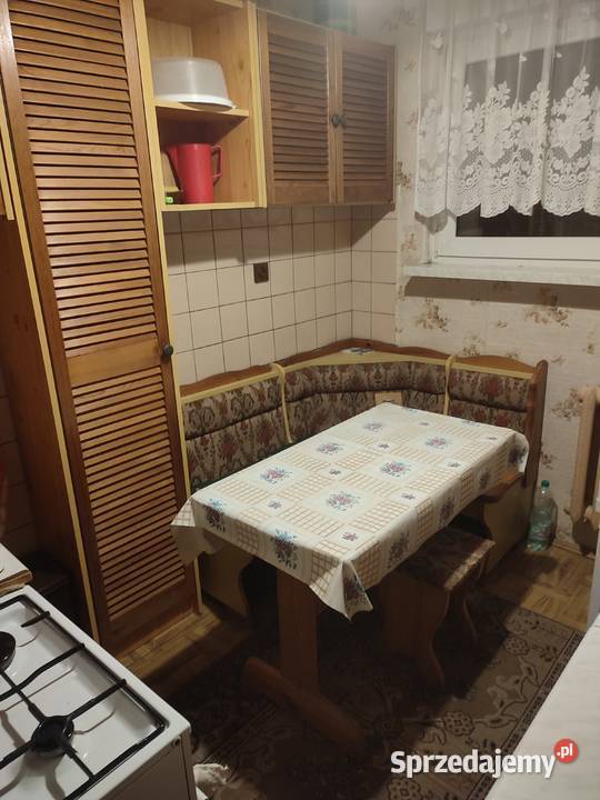Narożnik kuchenny ze stołem i 4 taboretami Lubsko sprzedam
