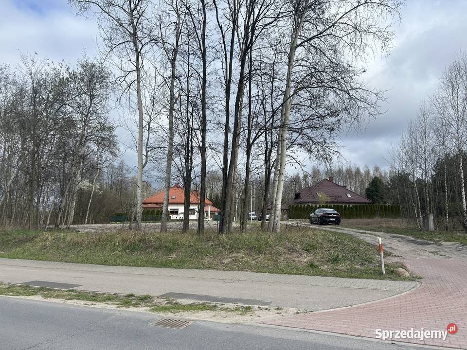 Sprzedam działkę budowlaną UkMN 1350 m2 Cisie