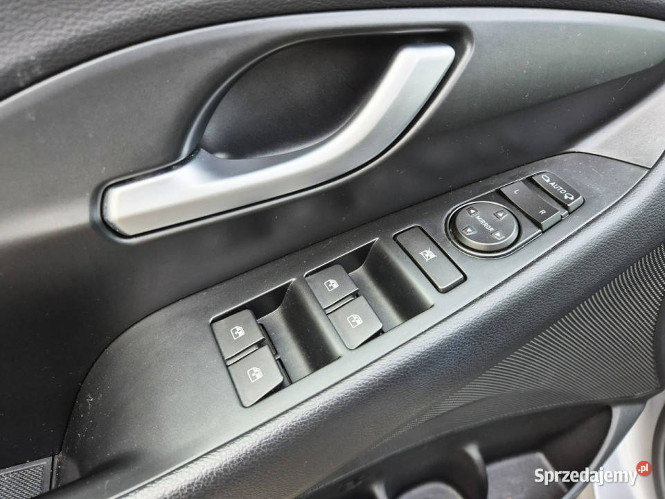 Hyundai i30 15 TGDI 7DCT MHEV 160 WersjaSmart i30 Łódź