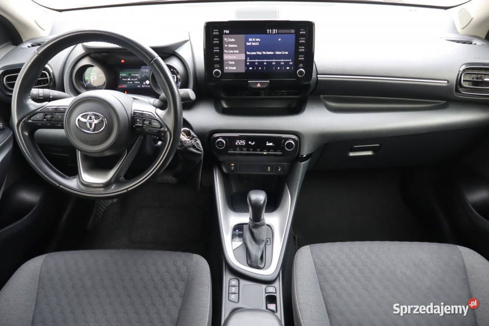 Toyota Yaris 15 VVTi Hybrid Zabrze