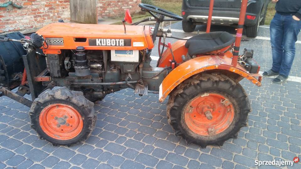 Kubota B6000 stan WOM 540/1000 obr. Ciągniki Sąpolno sprzedam