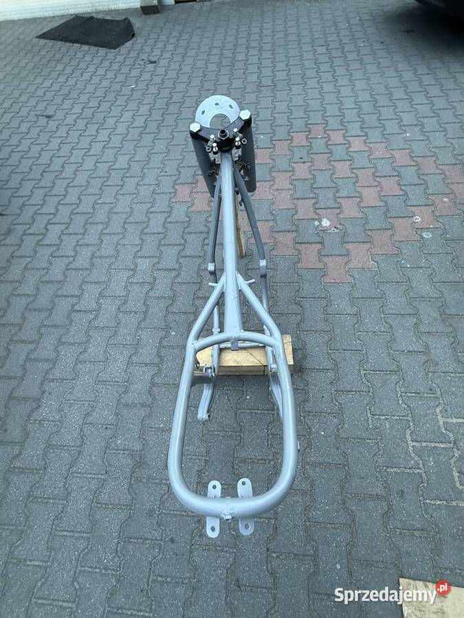 Sprzedam ramę przejściówki JUNAK M10 Gołuchów