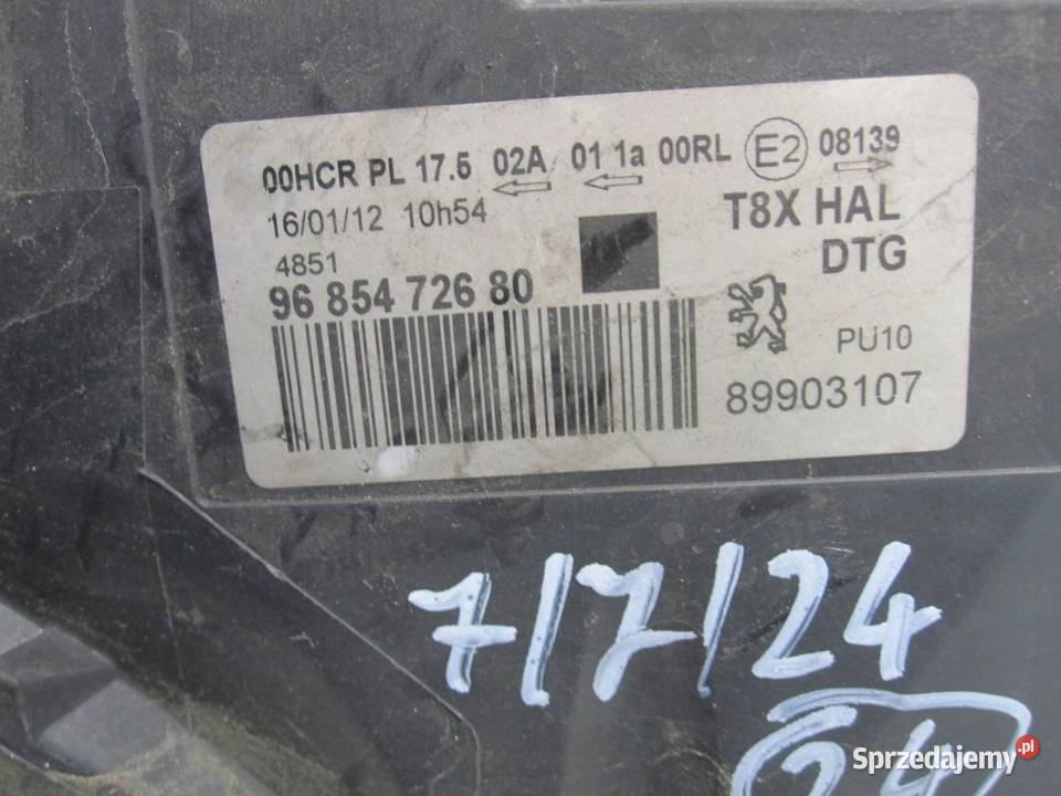PEUGEOT 3008 I 12r lampa prawa przód 9685472680 Kielce sprzedam