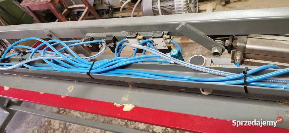 Prasa do klejenia drewna na długość na Produkcja Mszana Dolna