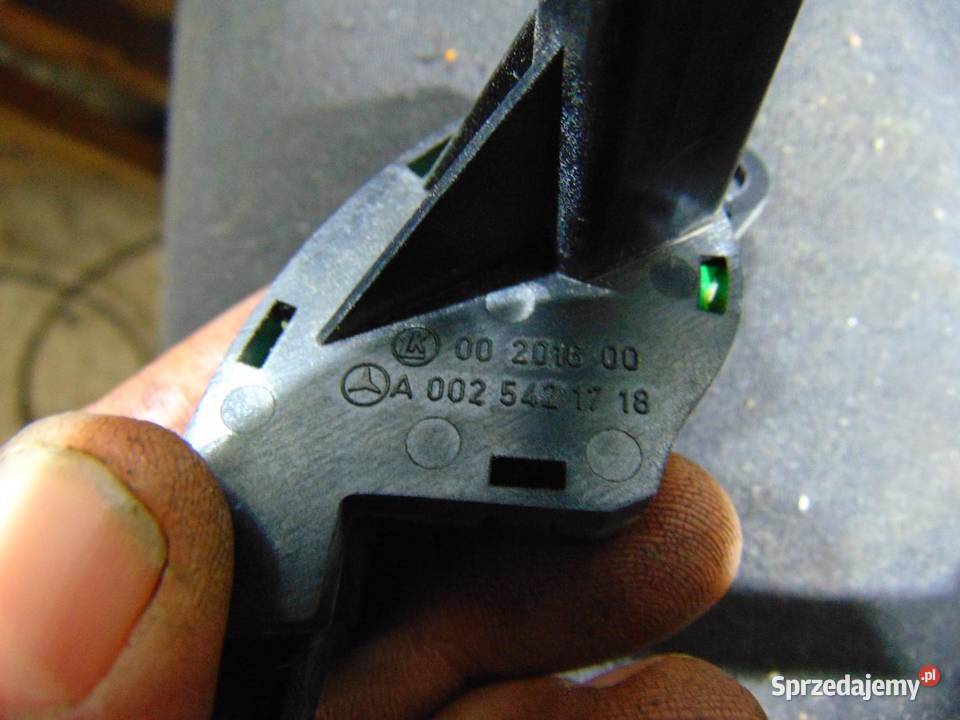 CZUJNIK KĄTA SKRĘTU MERCEDES W220 A0025421718 osobowe