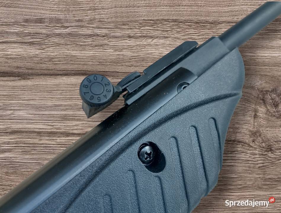 Wiatrówka karabinek sprężynowy TYTAN 55 mm Bielsko-Biała sprzedam