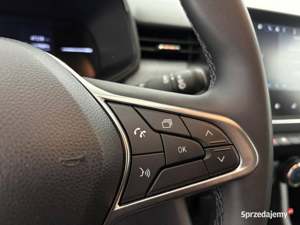 Renault Clio 2024r Salon Warszawa sprzedam