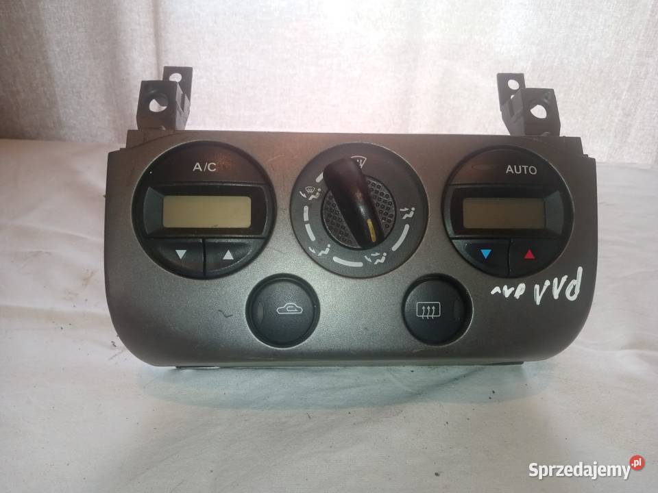 Panel klimatyzacji nissan primera P11 PW 11