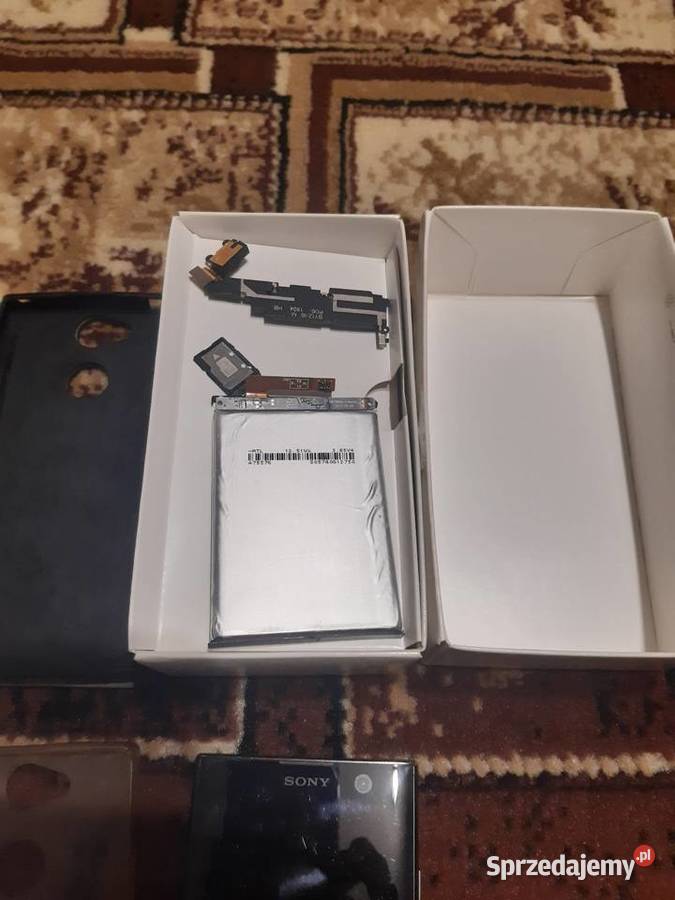 Sprzedam sprawny telefon Sony Xperia xa2 Ząbki sprzedam