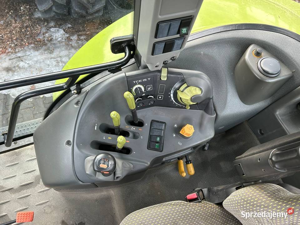 Claas Arion 620 Renault Ares 697 557 Celtis