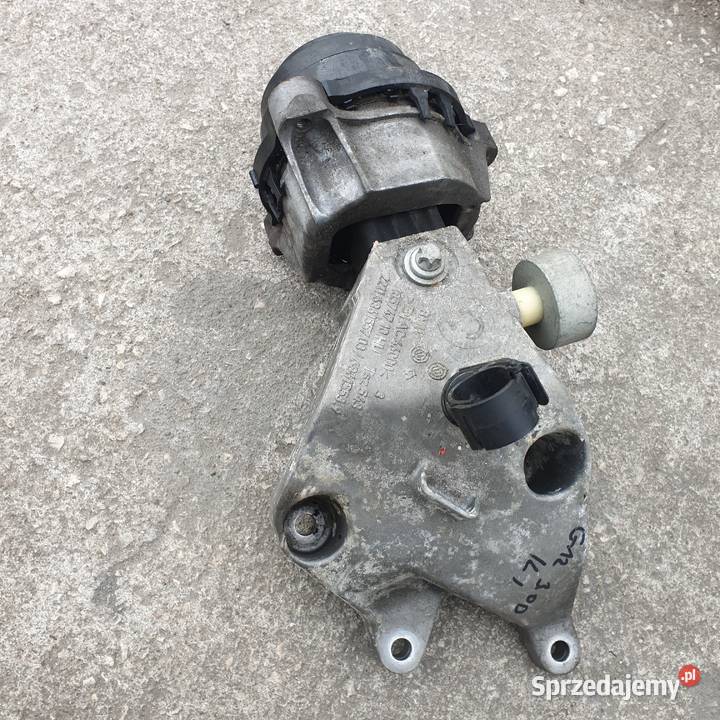 BMW 730LD G11 G12 30 LAPA PODUSZKA SILNIKA LEWA Łochowice sprzedam