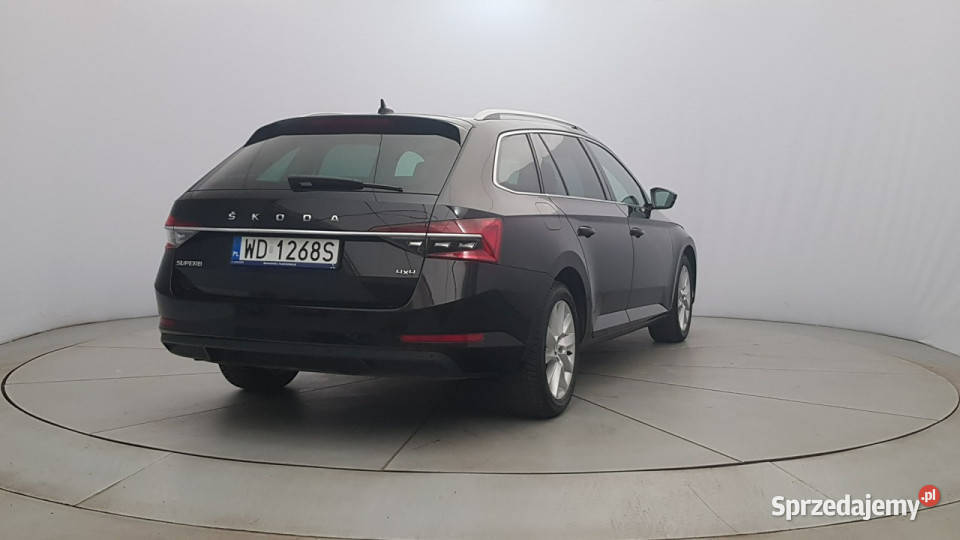 koda Superb 20 TDI SCR 4x4 Ambition DSG Z aluminiowe felgi Warszawa