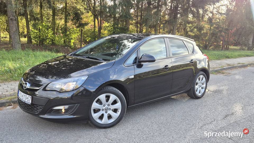 OPEL ASTRA J LIFT 16 CDTI ZAREJESTROWANY KLIMA 211000km świętokrzyskie