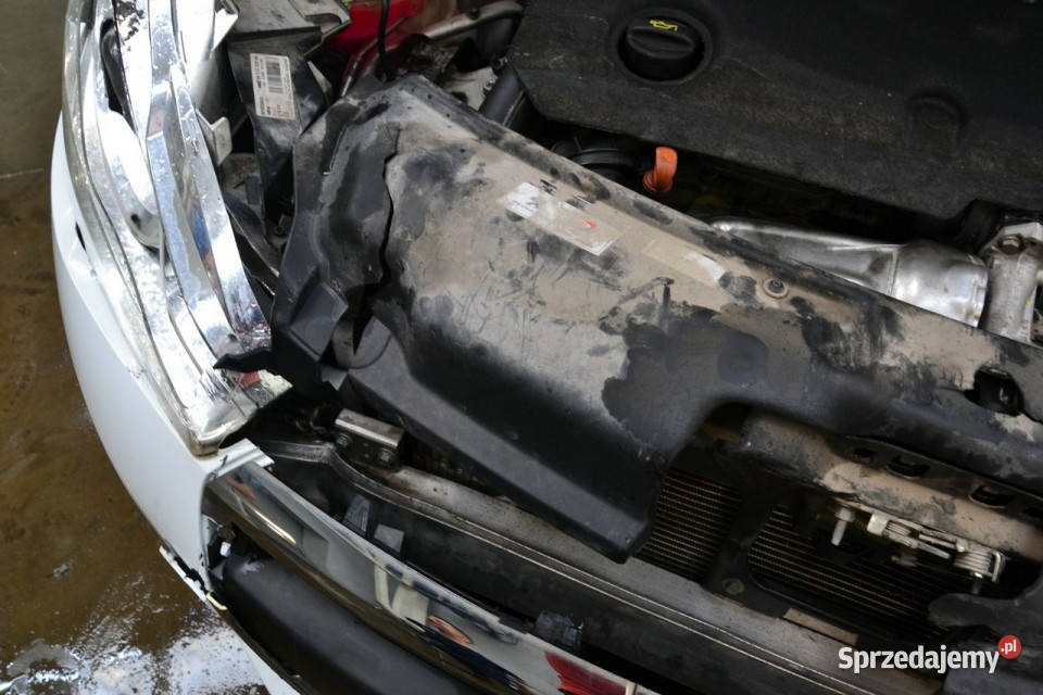 Peugeot 208 15 hdi 100 model 2020 wersja 208