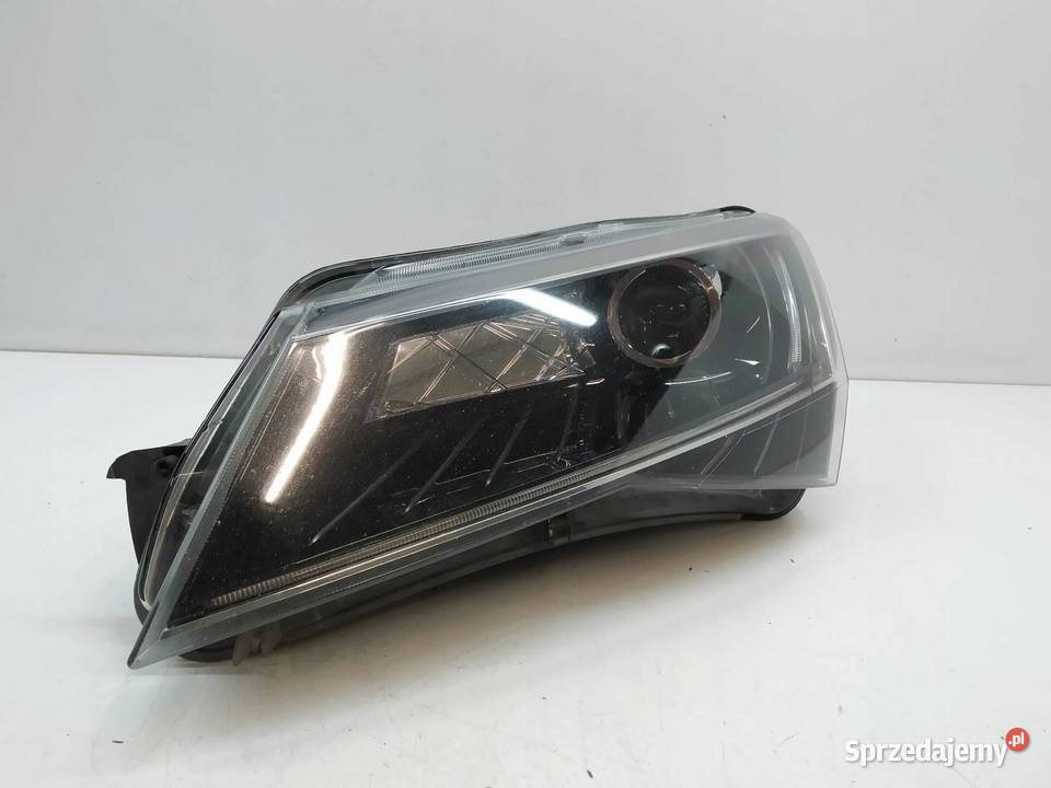 LAMPA PRZÓD LEWA EU XENON SKRĘTNY LED 3V1941015A Lampy przednie świętokrzyskie