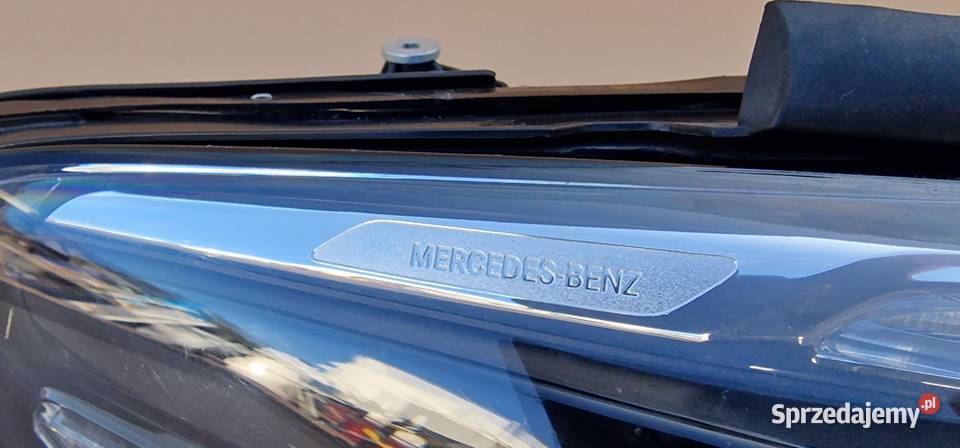 MERCEDES BKLASA W247 REFLEKTOR LAMPA FULL LED Bieleń