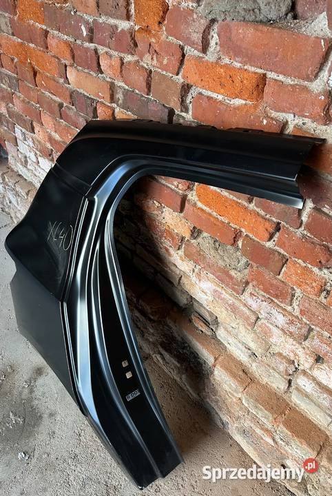 VOLVO XC40 CWIARTKA BLOTNIK PRAWA TYLNA ELEKTRYK Pozostałe Mirsk