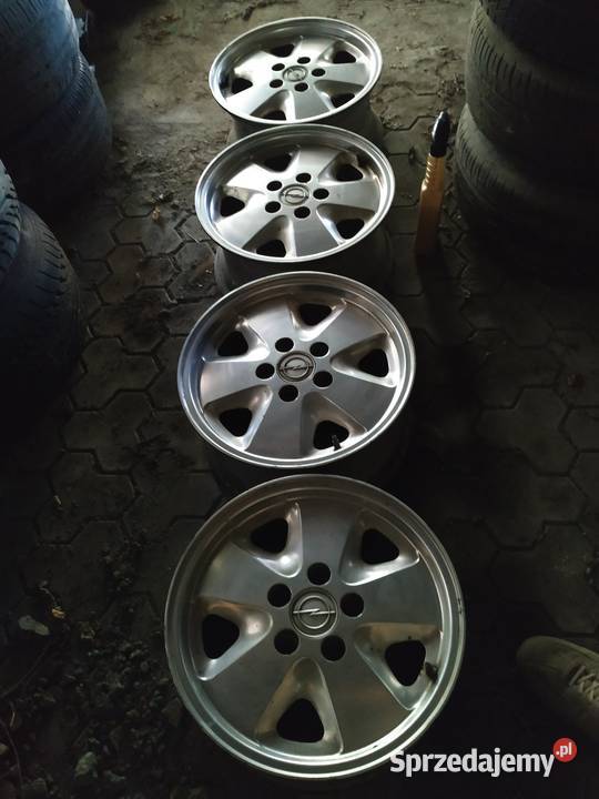 Felgi Opel Omega 3000 15x7 ET39 5x110 Kute Łódź