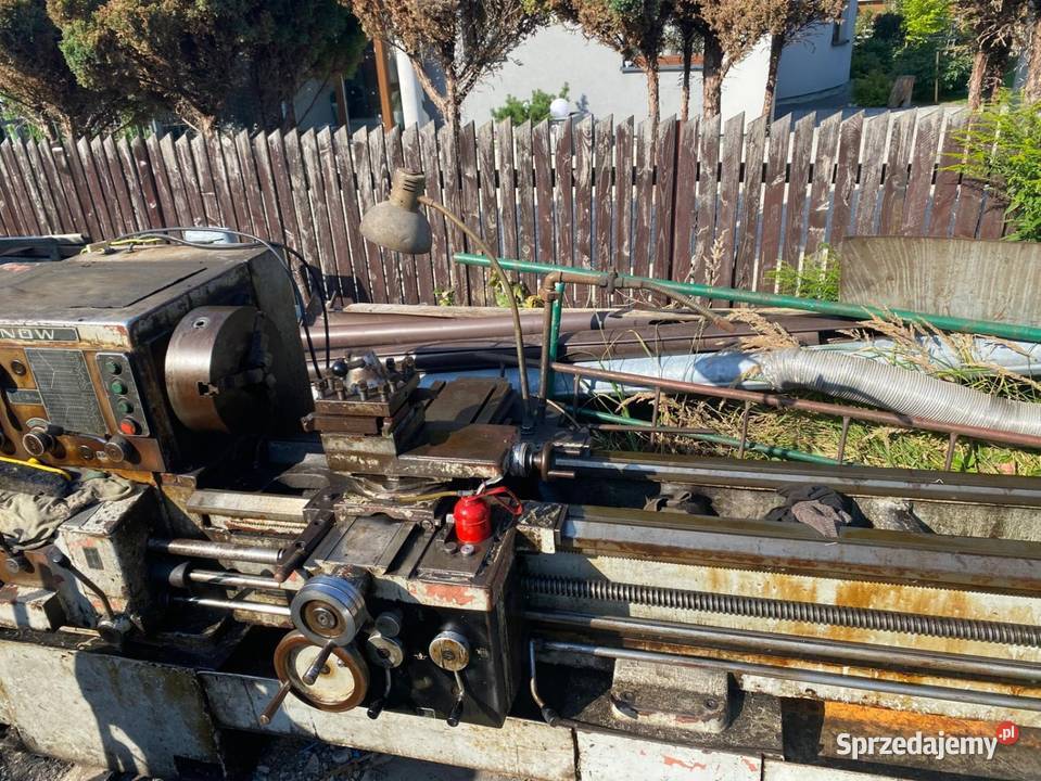 Tokarka uniwersalna TUJ 50 X 2000 Zakłady Lublin