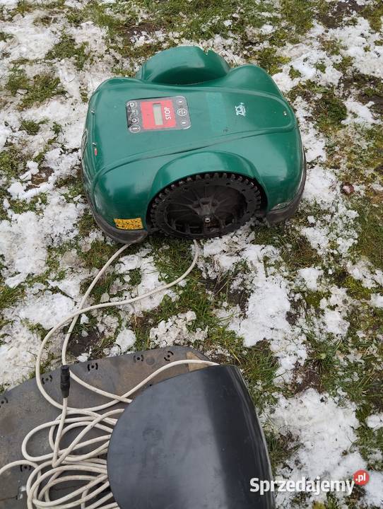 3 roboty koszące John Deere Tango E5 lubelskie Gościeradów Ukazowy