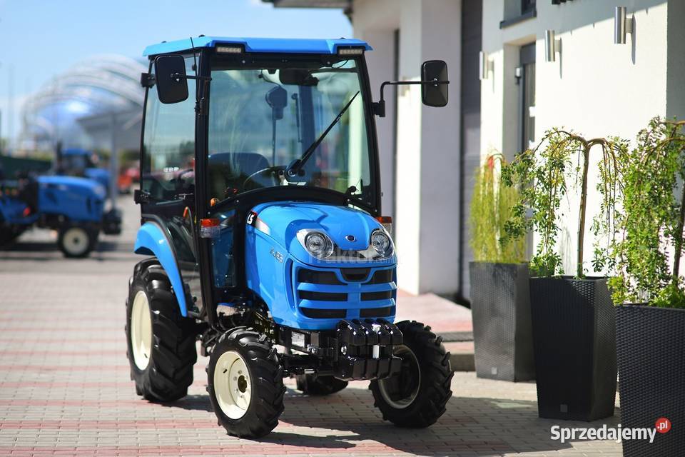 LS Tractor XJ25 MEC 4x4 244 CAB podkarpackie