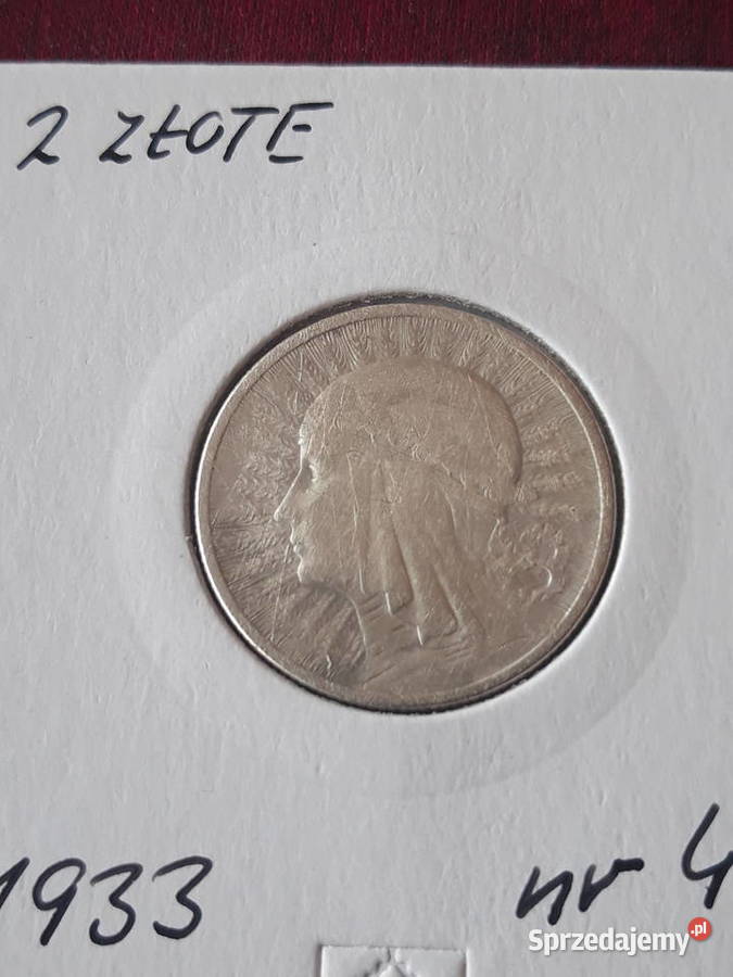 2 Głowa kobiety 1933 r 4 Konin
