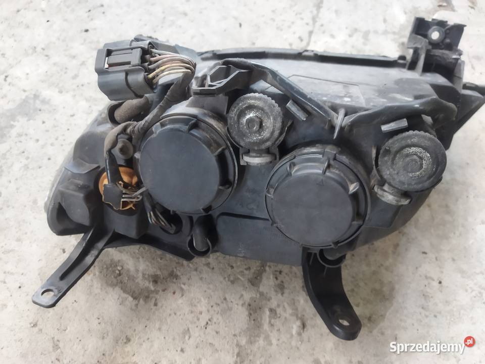 mazda 2 dy lift lampa prawa przednia soczewka osobowe Lampy przednie Myszków