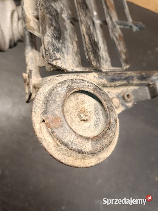 Stelaż uchwyt mocowanie osłona zbiornika oleju Gołaczewy