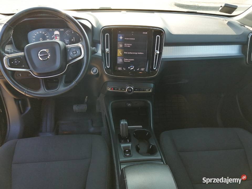 Volvo XC40 2019 20TDI automat bezwypadkowy XC 40 Chojnice
