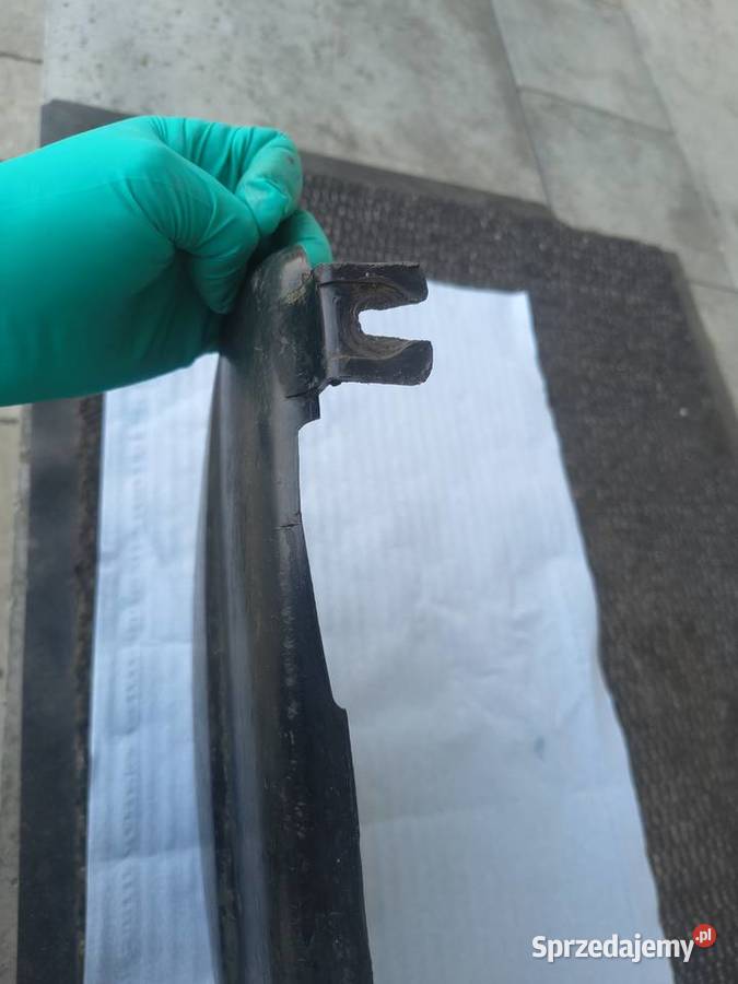 Prawy plastikowy boczek WSK 125 175 Rzeszów