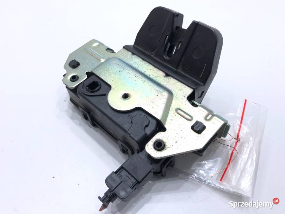 ZAMEK KLAPY TYŁ OPEL ZAFIRA B Minivan 1317285