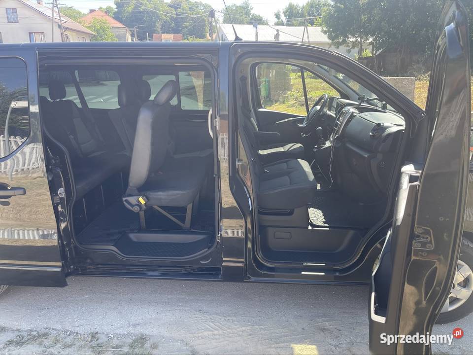 Opel Vivaro Chroberz